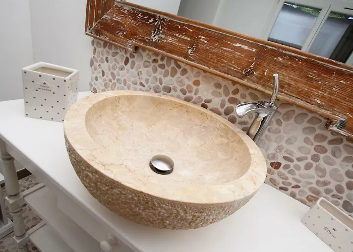 Le Mas Du Soleil Apartment *